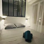 T1 Bis Cosy Et Spacieux - Wifi - Parking Gratuit דירה