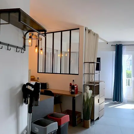 T1 Bis Cosy Et Spacieux - Wifi - Parking Gratuit Apartman